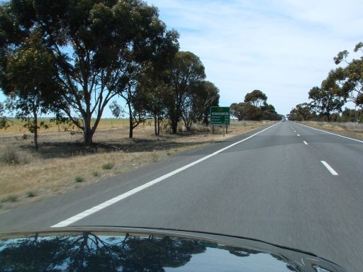 drivetoMelbourne.jpg (40312 bytes)